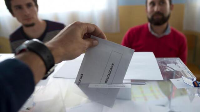 Socialistas PSOE, del partido del presidente de Gobierno, ganan elecciones en España