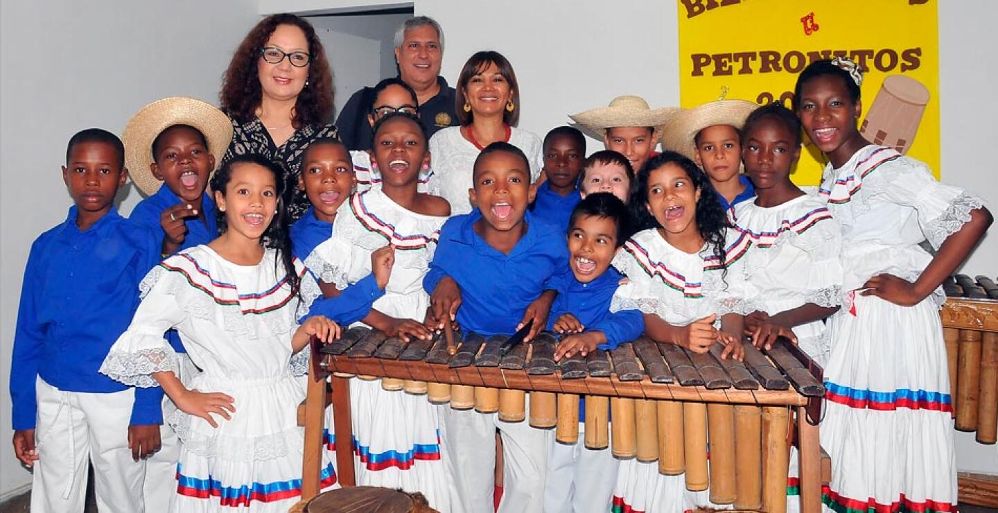 petronito-once.jpg