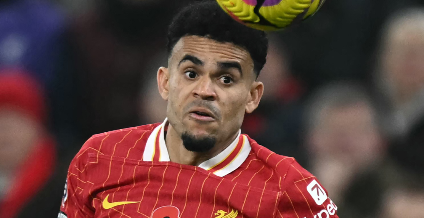 Luis Díaz, delantero colombiano de Liverpool, es pretendido por el Fútbol Club Barcelona