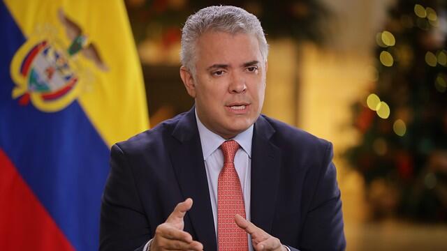 Colombia debe prepararse para ver hasta 40 mil contagios diarios de COVID: Iván Duque