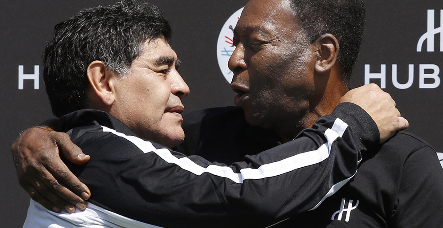 140612_Maradona y Pelé en París - Foto: AFP
