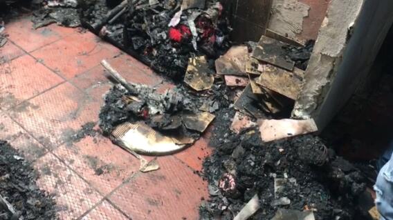 348438_BLU Radio // Habitación incendiada en el barrio San Luis // Foto: BLU Radio