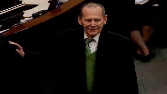 Tras 44 años en el Congreso, senador Roberto Gerlein Echavarría anuncia su retiro 