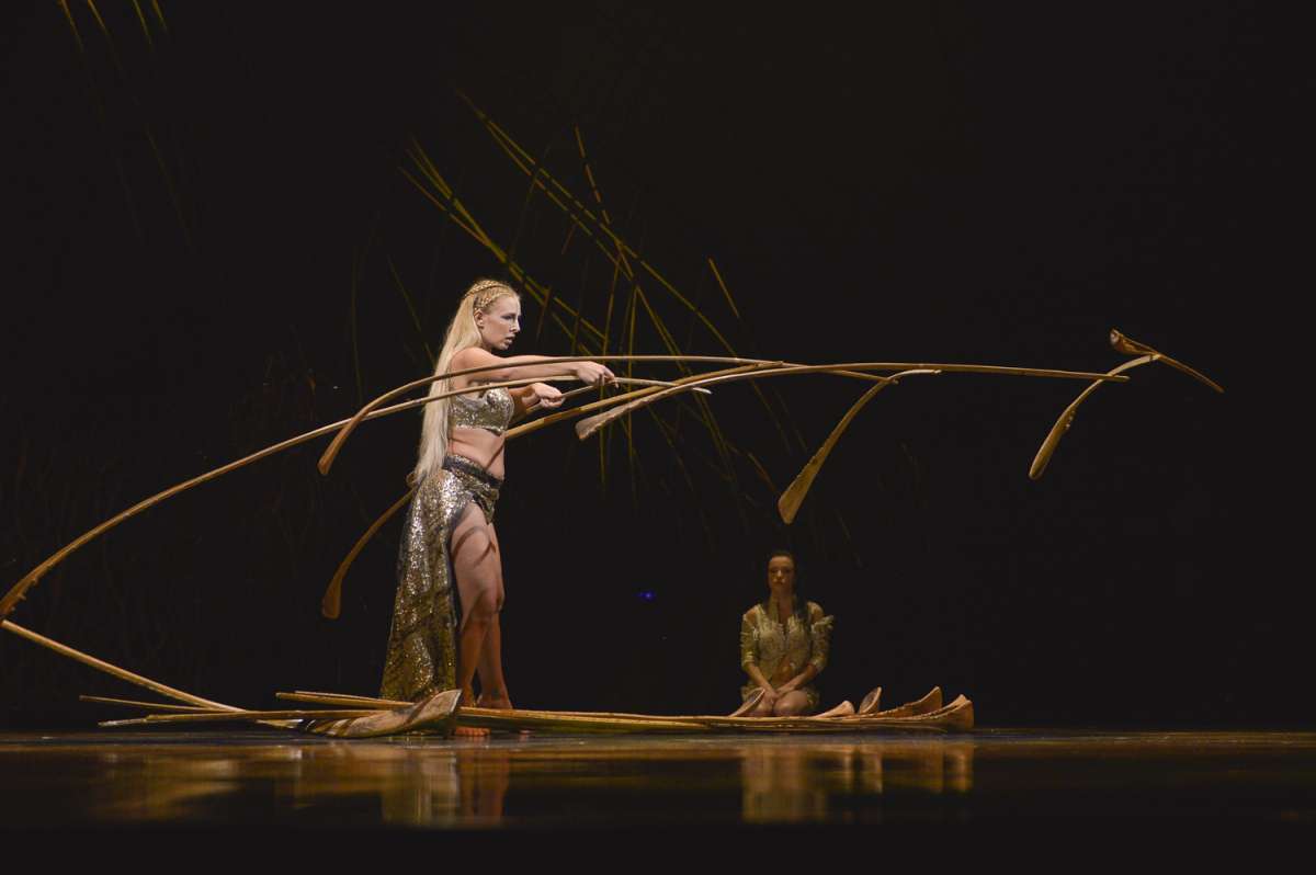 636490_amaluna_cirque_du_soleil_shock_davod_schwarz7824.jpg