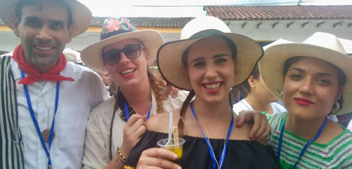 611084_voluntariado.jpg
