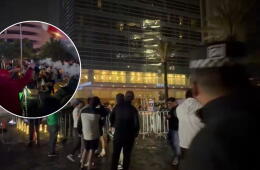 Hinchas no dejan dormir a México