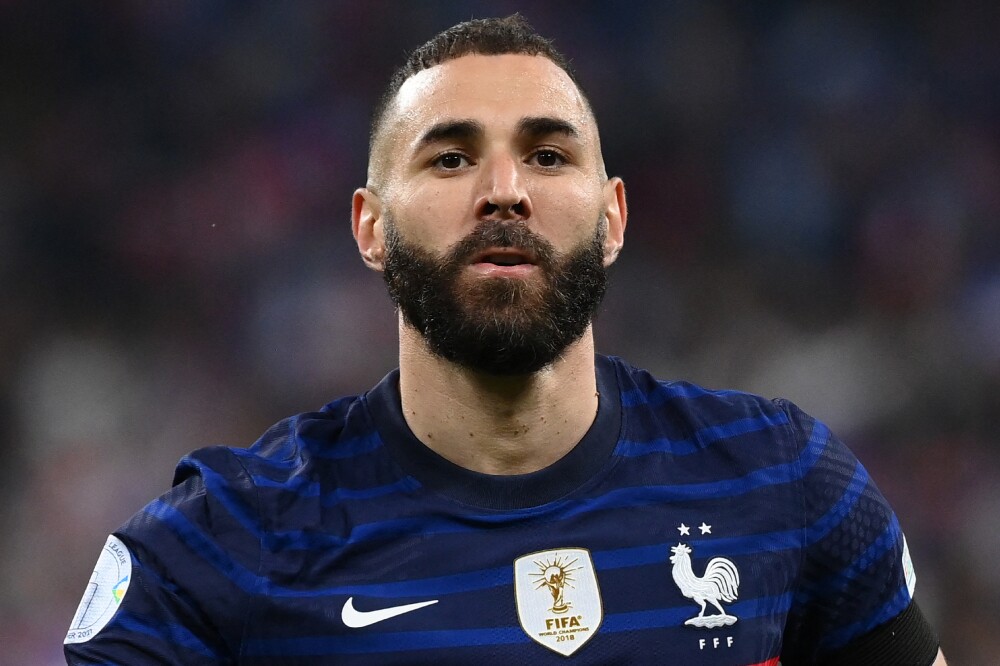 URGENTE: PODRÍAN RETIRAR NACIONALIDAD DE BENZEMA POR ASOCIACIÓN CON EL TERRORISMO 4 Karim Benzema podría ser campeón, incluso sin estar con Francia en Qatar 2022? La FIFA respondió - GolCaracol
