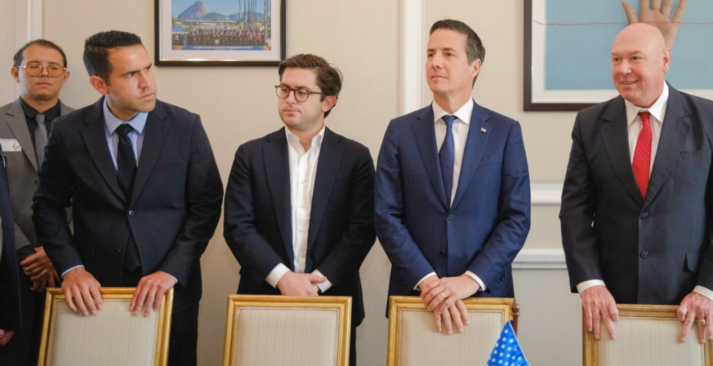 Primeras fotos de reunión entre el presidente Gustavo Petro y congresistas de EE. UU.