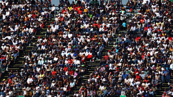 Aficionados de la Fórmula 1 en el GP de México. Aficionados de la Fórmula 1 en el GP de México.