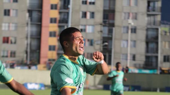 Santiago Carvajal, atacante del Real Cundinamarca. Santiago Carvajal, atacante del Real Cundinamarca.