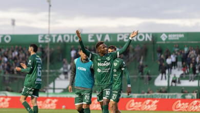  Jhon Rentería, jugador de Sarmiento de Junín.