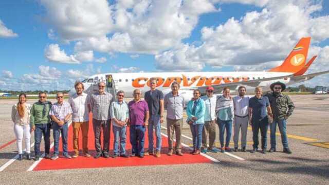 Delegación negociadora del ELN viajó a Venezuela Delegación negociadora del ELN viajó a Venezuela