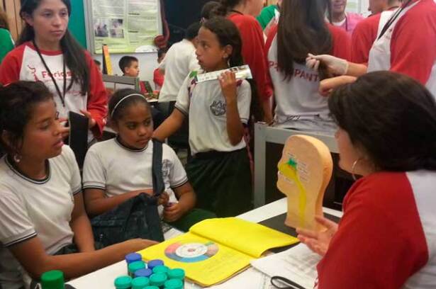 041015_estudiantes.jpg