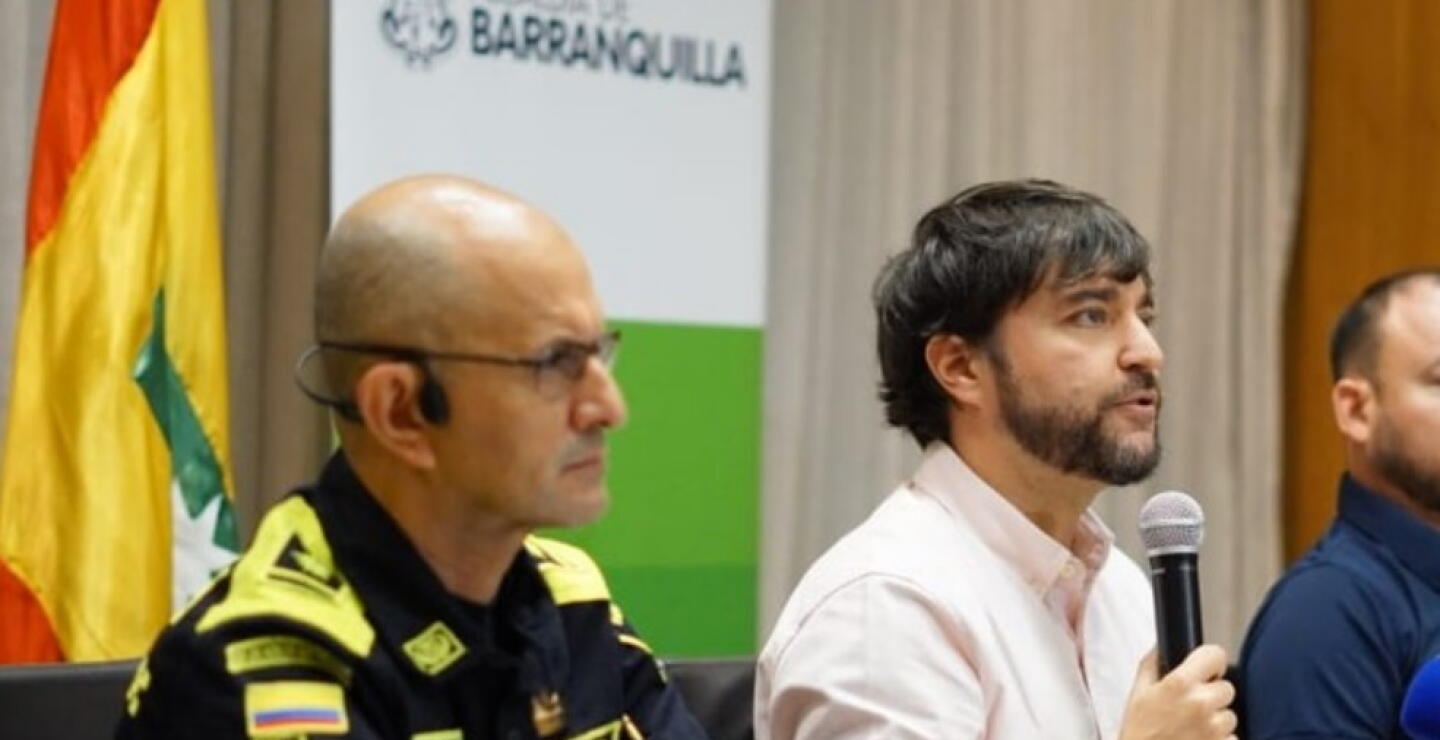 Alcalde de Barranquilla pide cárcel para miembros del Inpec que faciliten celulares a extorsionistas