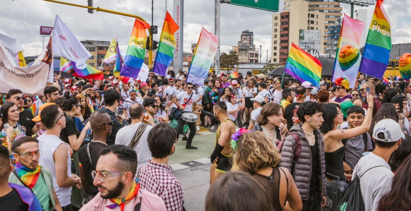 Miles de personas LGTBI salieron a las calles en Colombia: "No hay nada que curar"