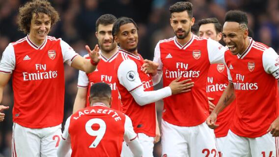 335622_arsenal_celebra_270420_getty_e.jpg
