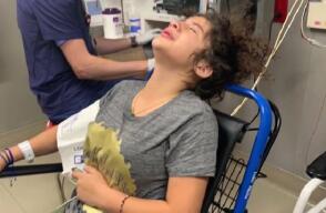 Reto viral de comer la papa más picante del mundo