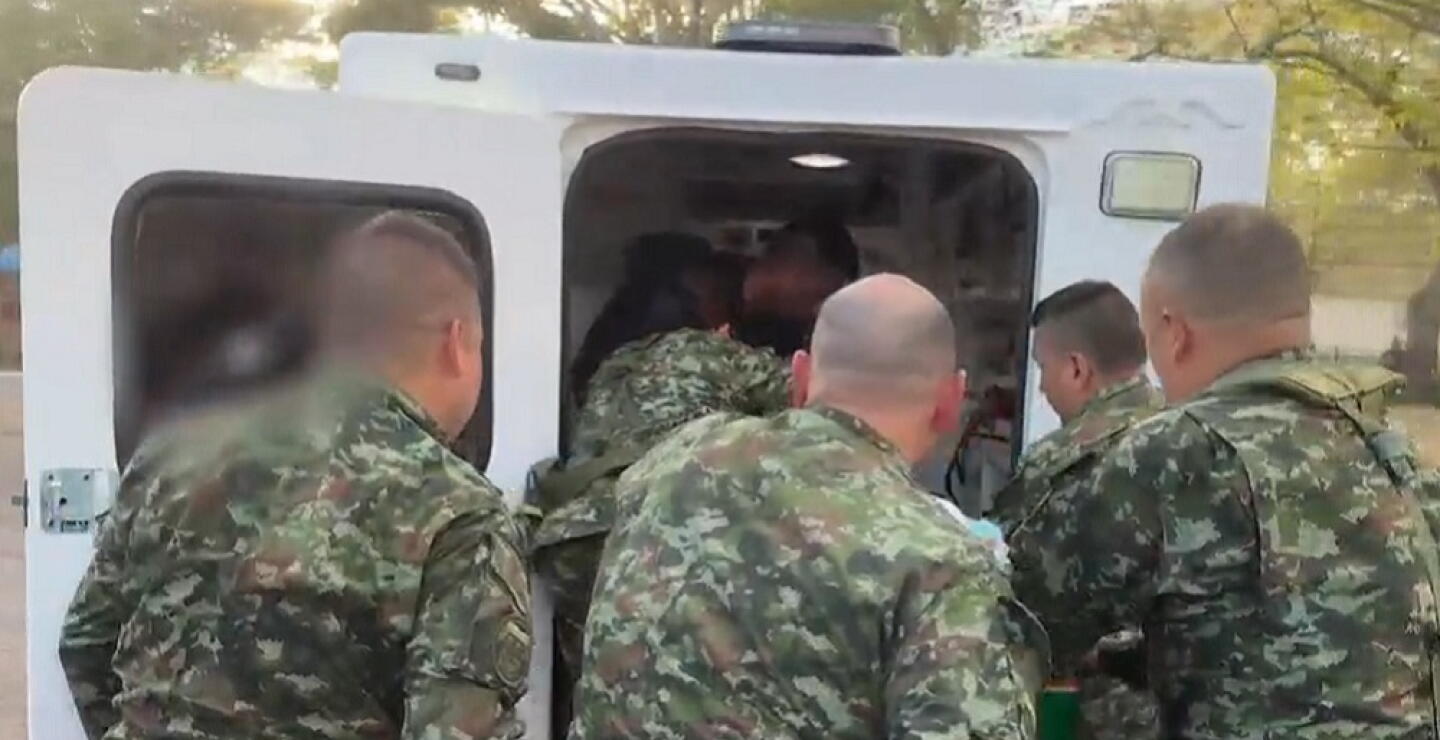 Mamá de víctima de mina antipersonal agradeció al Ejército por salvarle la vida a su hija