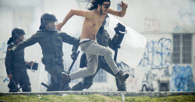 DISTURBIOS EN LA UNIVERSIDAD NACIONAL