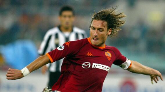 Francesco Totti, exjugador de la Roma Francesco Totti, exjugador de la Roma