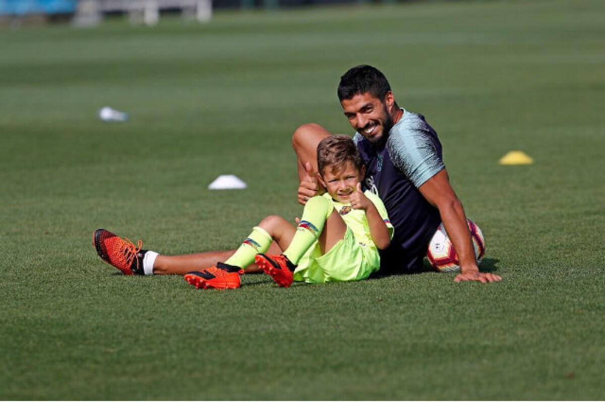 322367_luissuarez9_39356489_464952524005411_4877428216400183296_n.jpg
