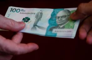 Condenan a funcionaria de banco que se robó más de 400 millones de pesos: así la atraparon