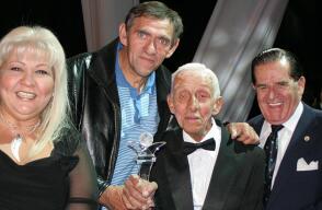 207905_companeros.jpg