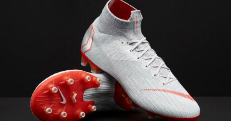 285547_nikemercurial020818e.jpg
