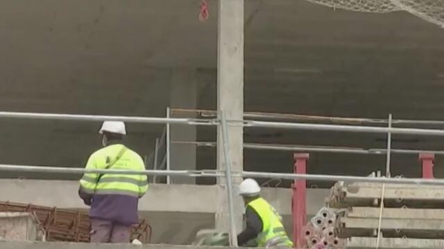 Plomeros, pintores y maestros de obra independientes deberán seguir en cuarentena Plomeros, pintores y maestros de obra independientes deberán seguir en cuarentena