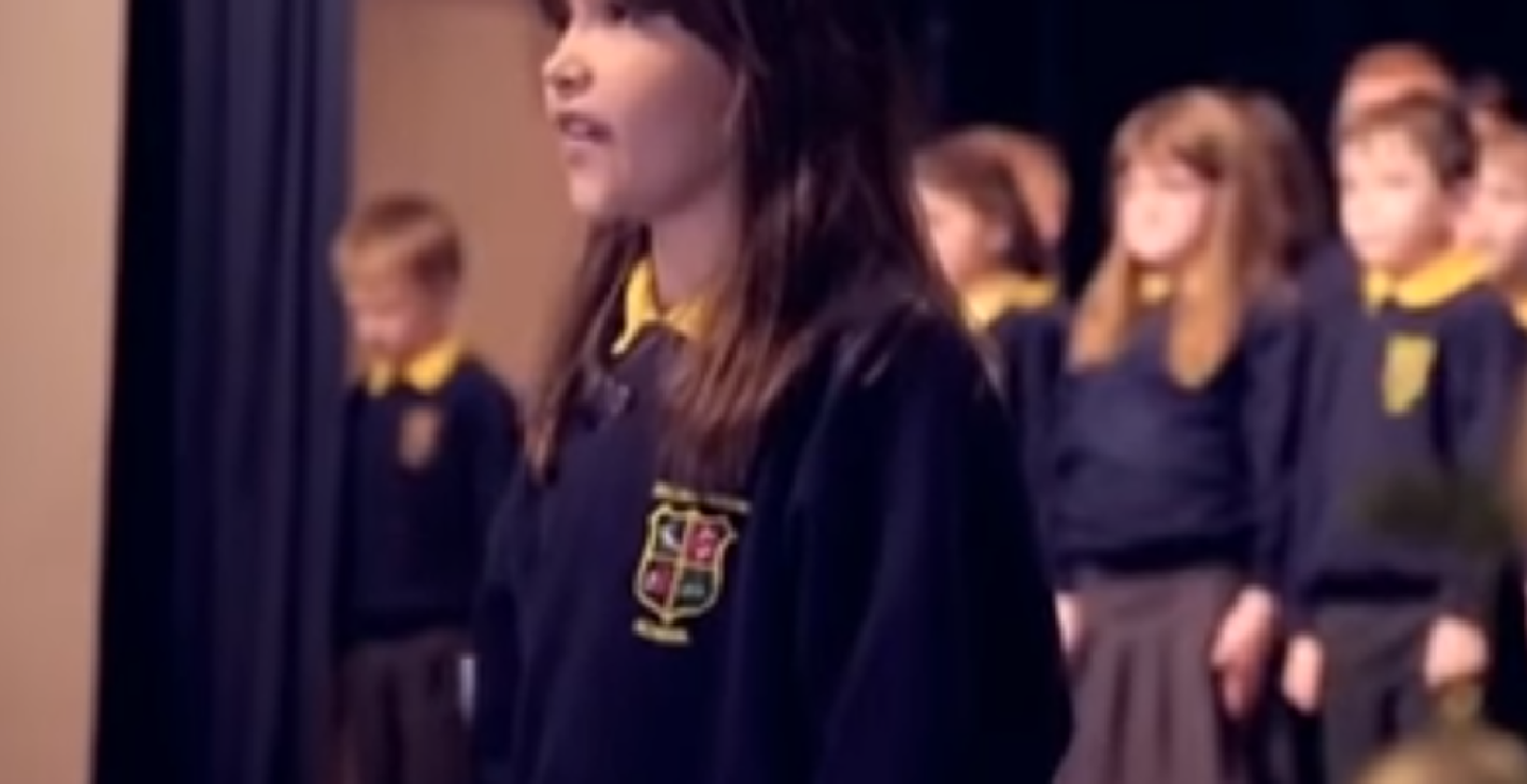 275554_La niña se llama Kaylee Rodgers y tiene diez años de edad. Foto: captura Youtube Claire Macdonaldhy