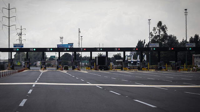 A partir del 13 de abril se volverán a cobrar peajes a vehículos de carga