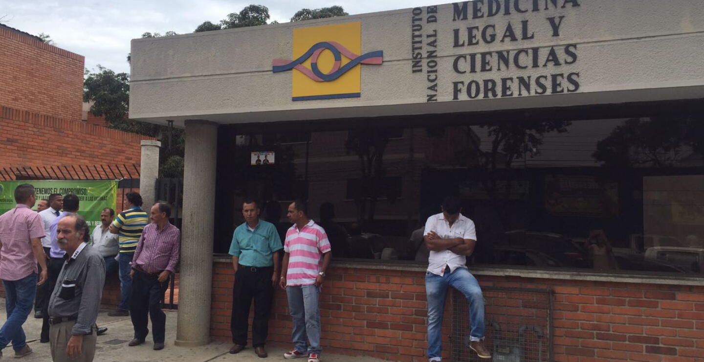 302200_BLU Radio. Denuncian que neveras de Medicina Legal en Bucaramanga pasaron su límite/ foto: BLU Radio