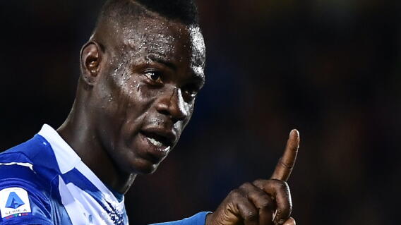 366539_Mario Balotelli en partido con el Brescia / Foto: AFP
