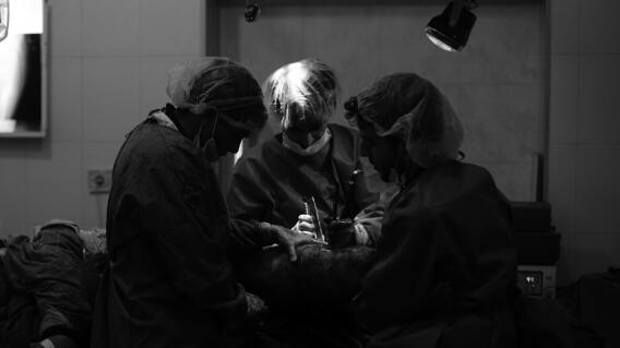 279842_Blu Radio / Cirugía / Foto: Referencia AFP