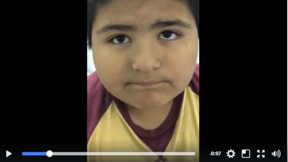 5752_La Kalle. Niño se tragó por accidente un pito / Foto: Captura video de Facebook 5752_La Kalle. Niño se tragó por accidente un pito / Foto: Captura video de Facebook