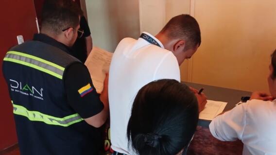 La Dian salió a buscar a 109.722 colombianos que deben impuestos por $3.5 billones