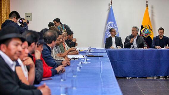 crisis-en-ecuador-mesa.jpg crisis-en-ecuador-mesa.jpg