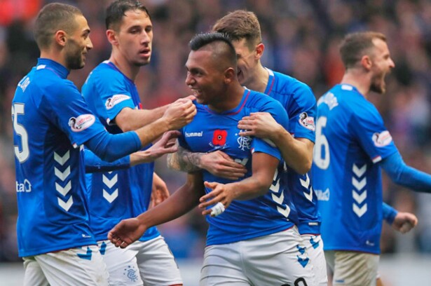 291358_alfredomorelos111118europaleaguee.jpg
