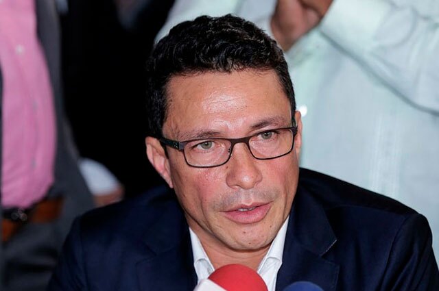 ¿Cuál sería el primer proyecto que llevaría al Congreso Carlos Caicedo de ser presidente?