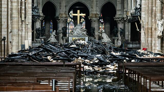 Así quedó la catedral de Notre Dame tras voraz incendio de 12 horas