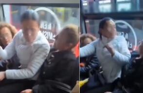 Mujeres se agarran de las mechas en TransMilenio Mujeres se agarran de las mechas en TransMilenio