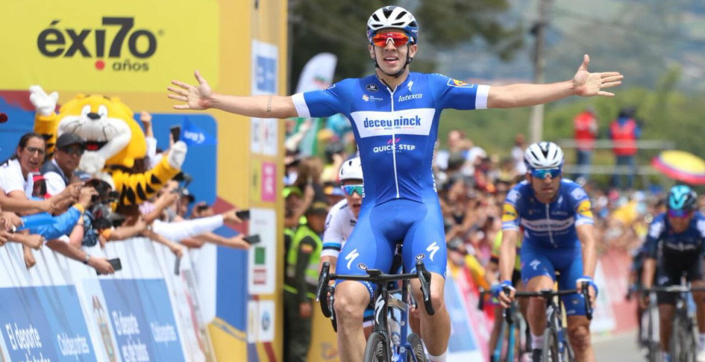 327460_BLU Radio. Álvaro Hodeg, ganador de la segunda etapa del Tour Colombia 2.1 / Foto: @TourColombiaUCI