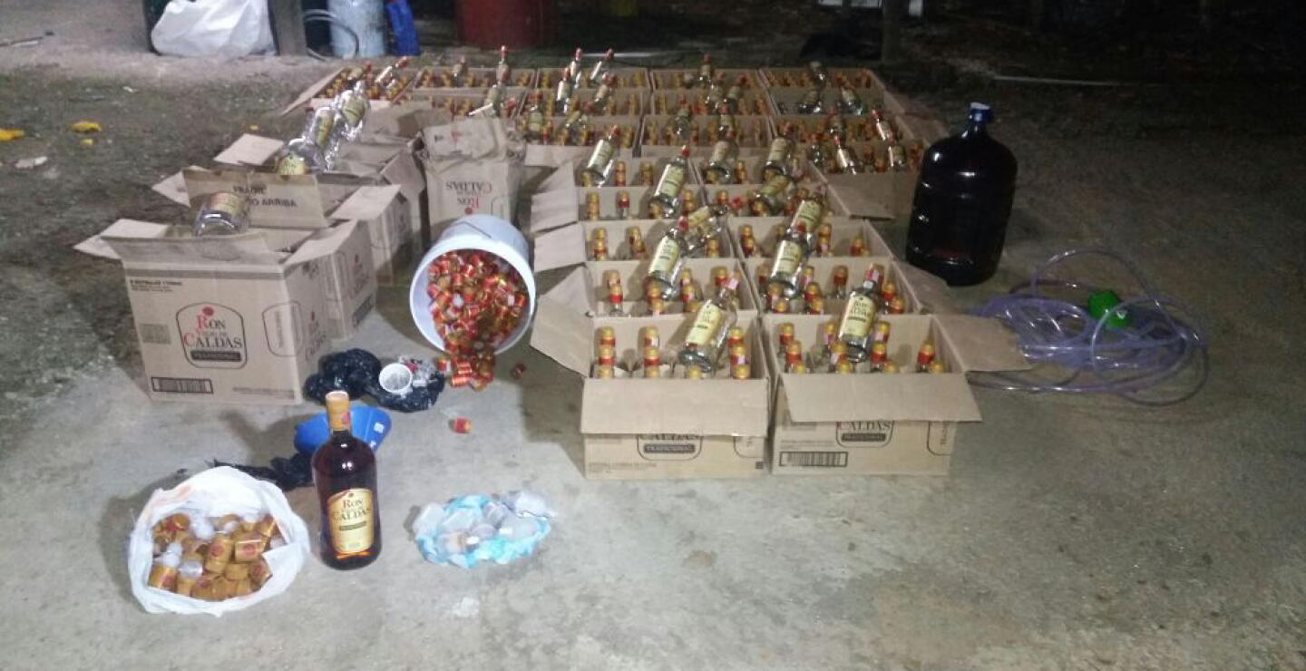 275473_Blu Radio / Hasta en casas abandonadas están fabricando licor adulterado: Gob. del Valle / Foto: Referencia Blu Radio.