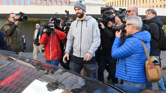 292253_gerard_pique_261118_afpe.jpg