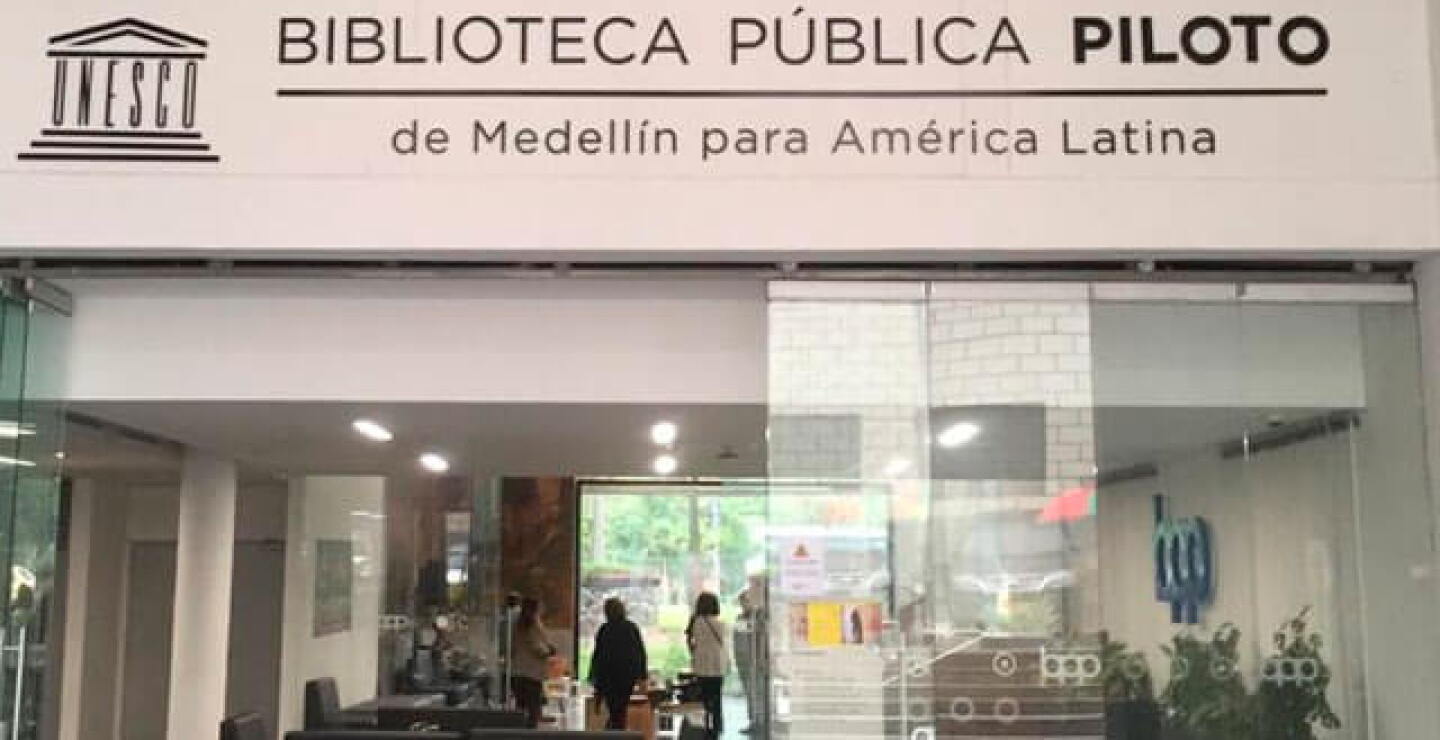 biblioteca-publica-piloto.jpg
