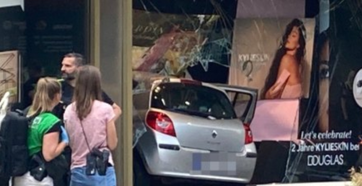 Vehículo arrolló a varias personas en Berlín, Alemania