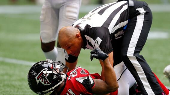 Terry Killens, árbitro elegido para el Super Bowl LVIII, donde hará historia Terry Killens, árbitro elegido para el Super Bowl LVIII, donde hará historia