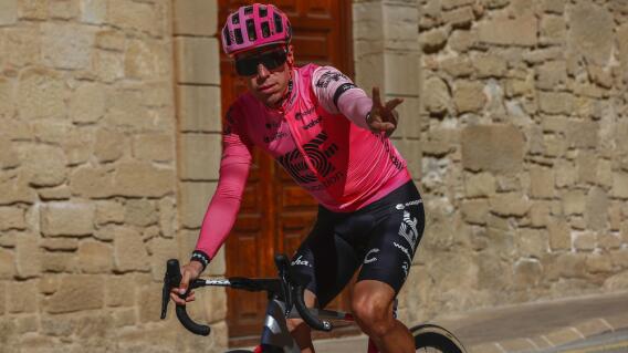 Rigoberto Urán, ciclista colombiano del EF Education-EasyPost, en la Vuelta al País Vasco 2023 Rigoberto Urán, ciclista colombiano del EF Education-EasyPost, en la Vuelta al País Vasco 2023