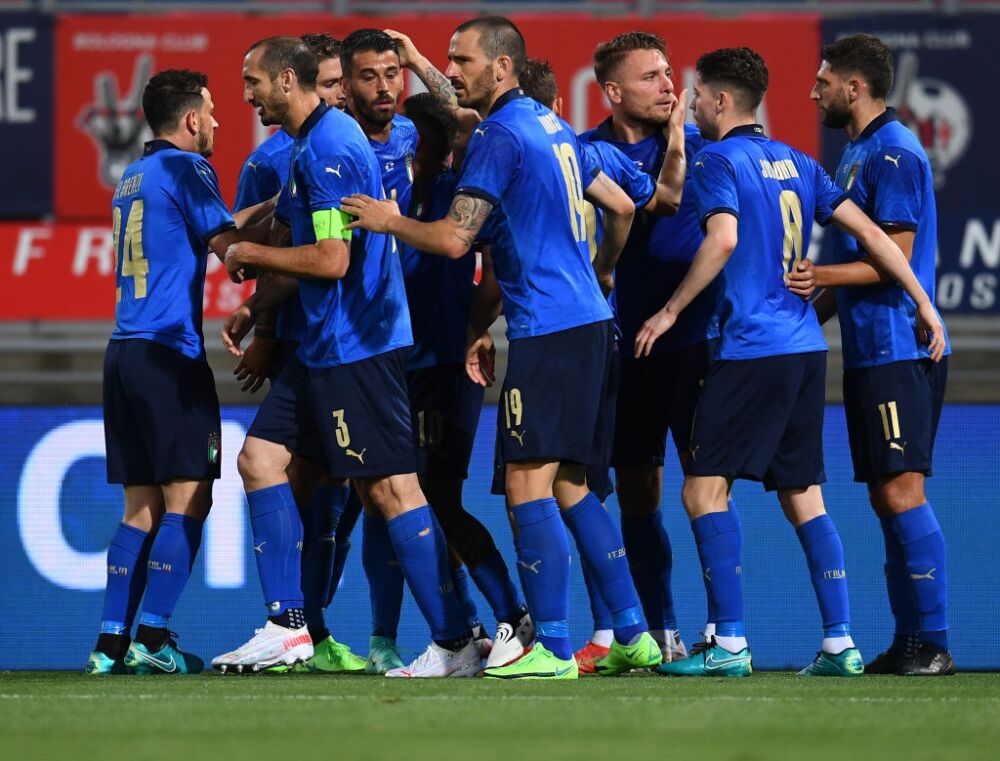 La selección de Italia, imponente: alcanzó su octava victoria consecutiva con cero goles en contra