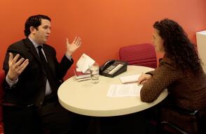 346620_BLU Radio. Entrevista de trabajo, referencia / Foto: AFP